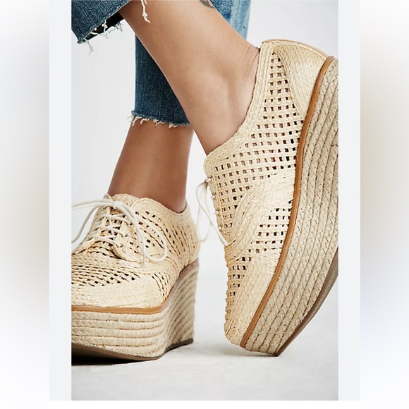 SCHUTZ RAFFIA WOVEN OXFORD ESPADRILLE - Picture 1 of 4